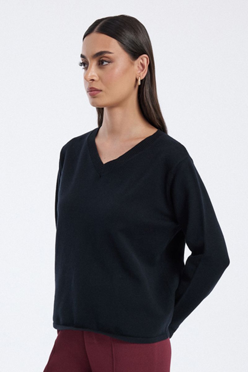 knit blouse with back buttons