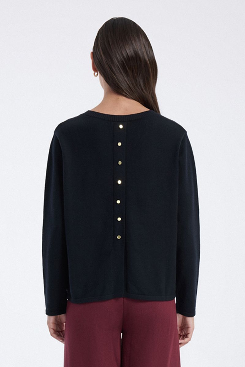 knit blouse with back buttons