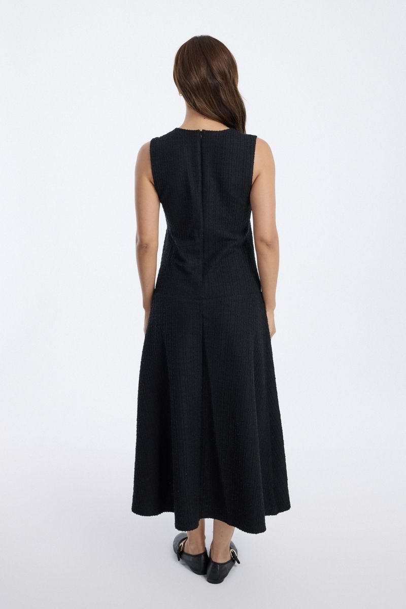 Sleeveless Textured Maxi Dress