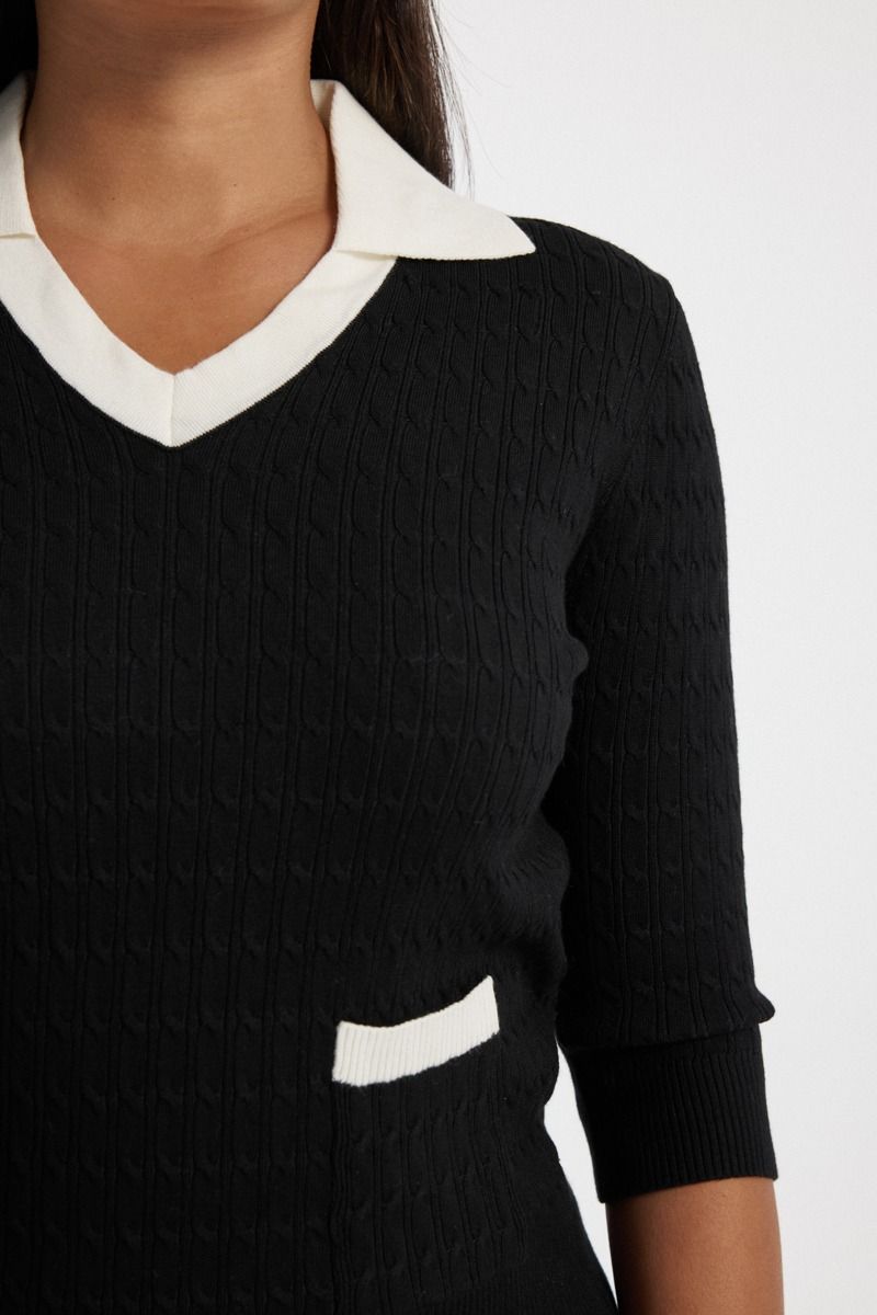 Contrast Collar Knit Top