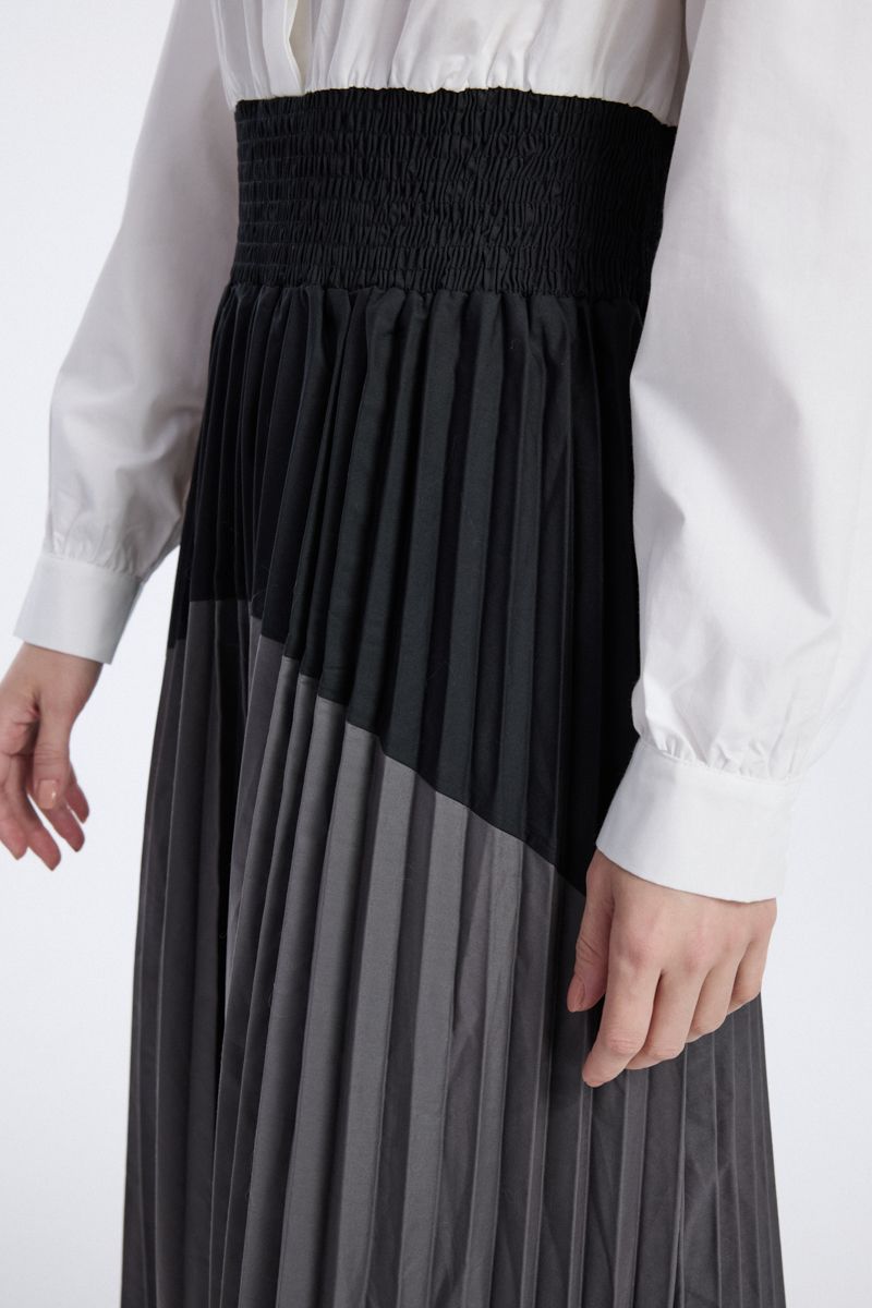 Pleated Maxi Dress with Elastic Waist