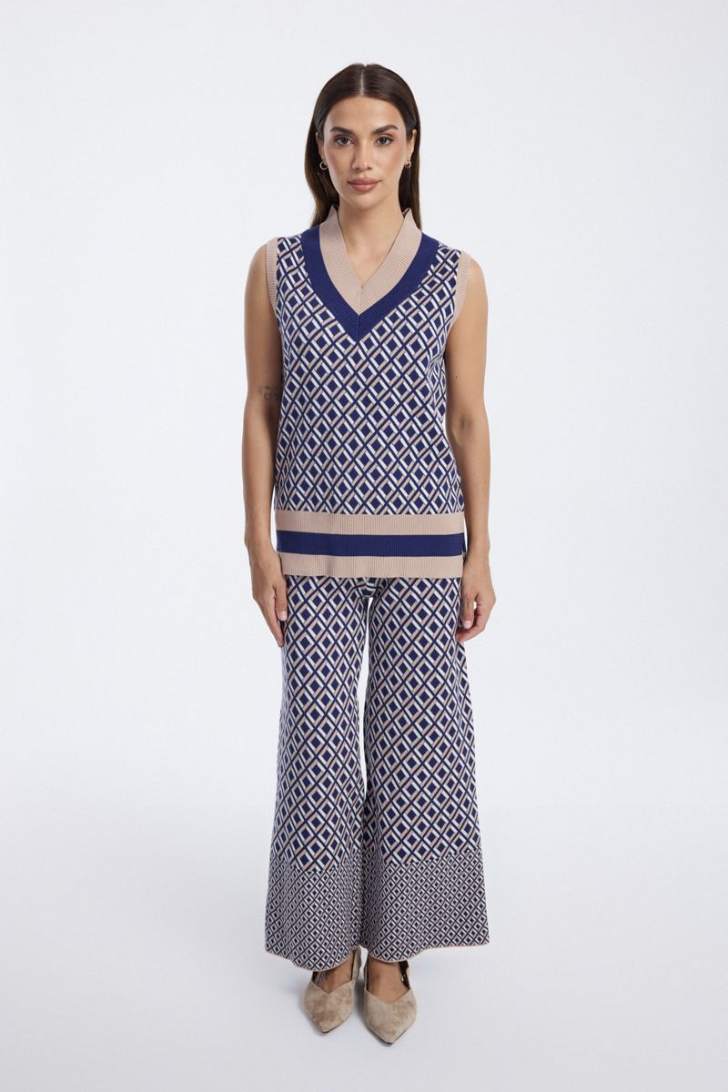 Knit Pants with Geometric Pattern