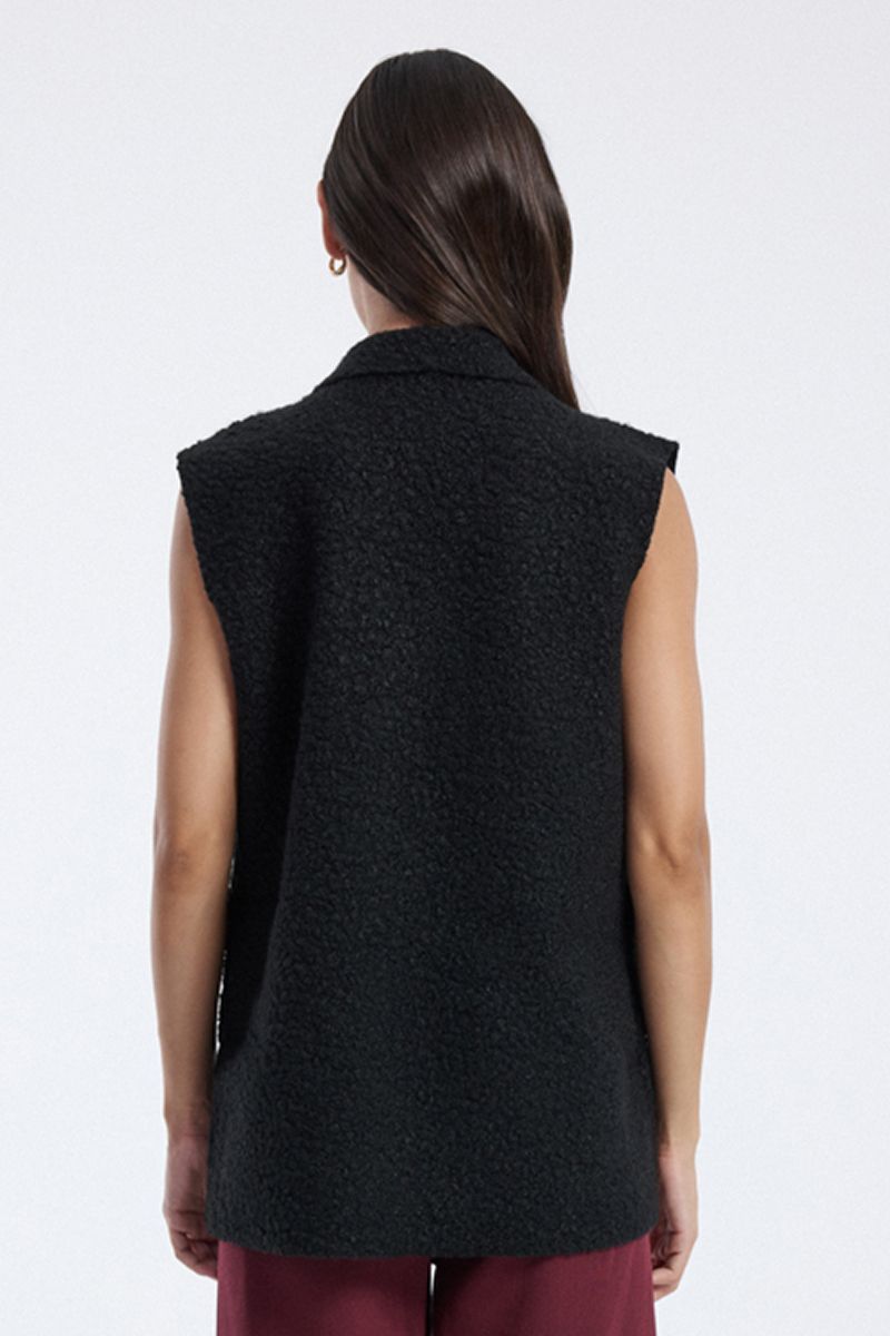 Textured Waist Coat With Front Pockets