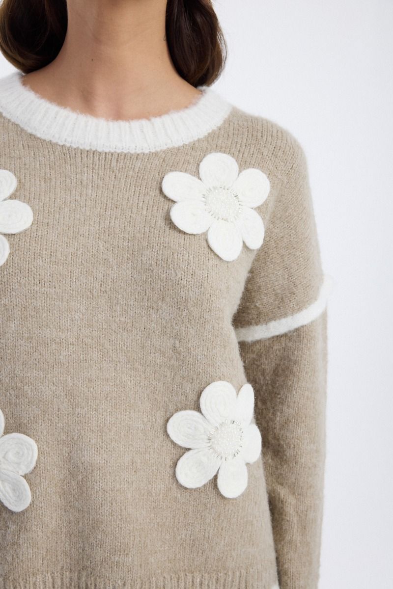 Knitted Sweater with Floral Detail