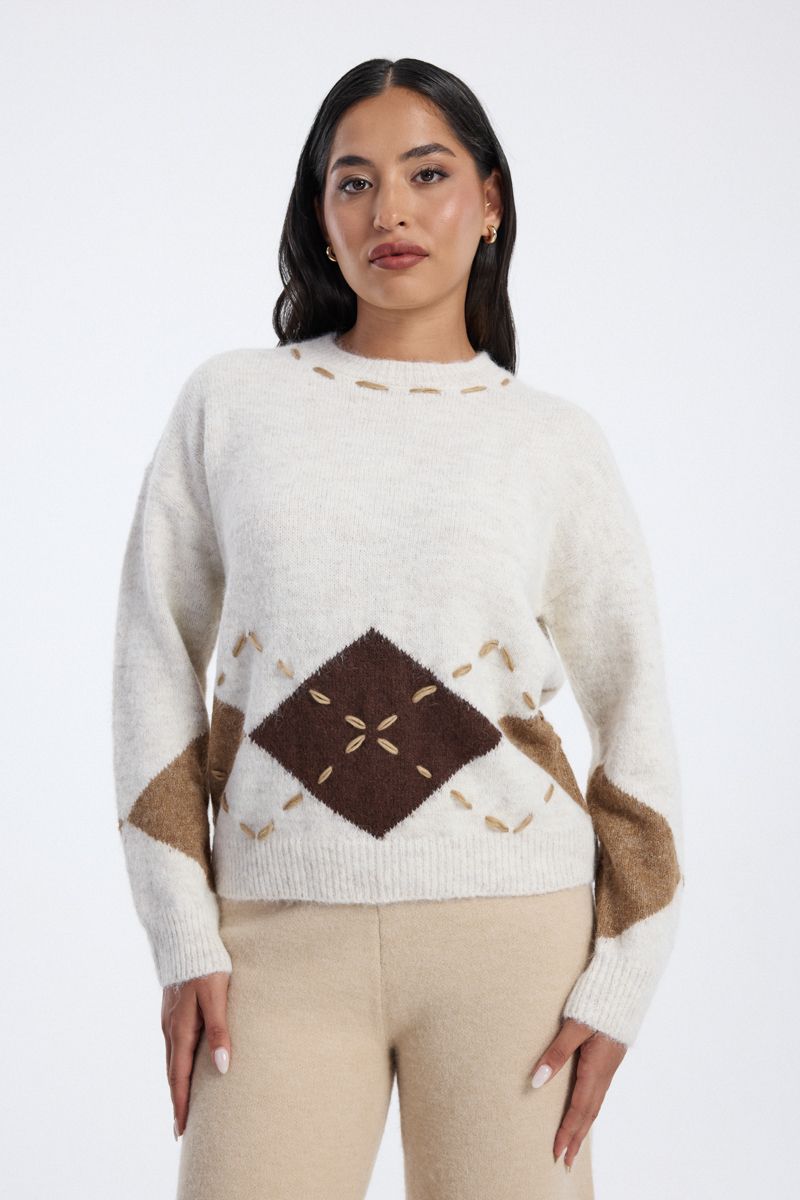 knitted sweater with diamond pattern
