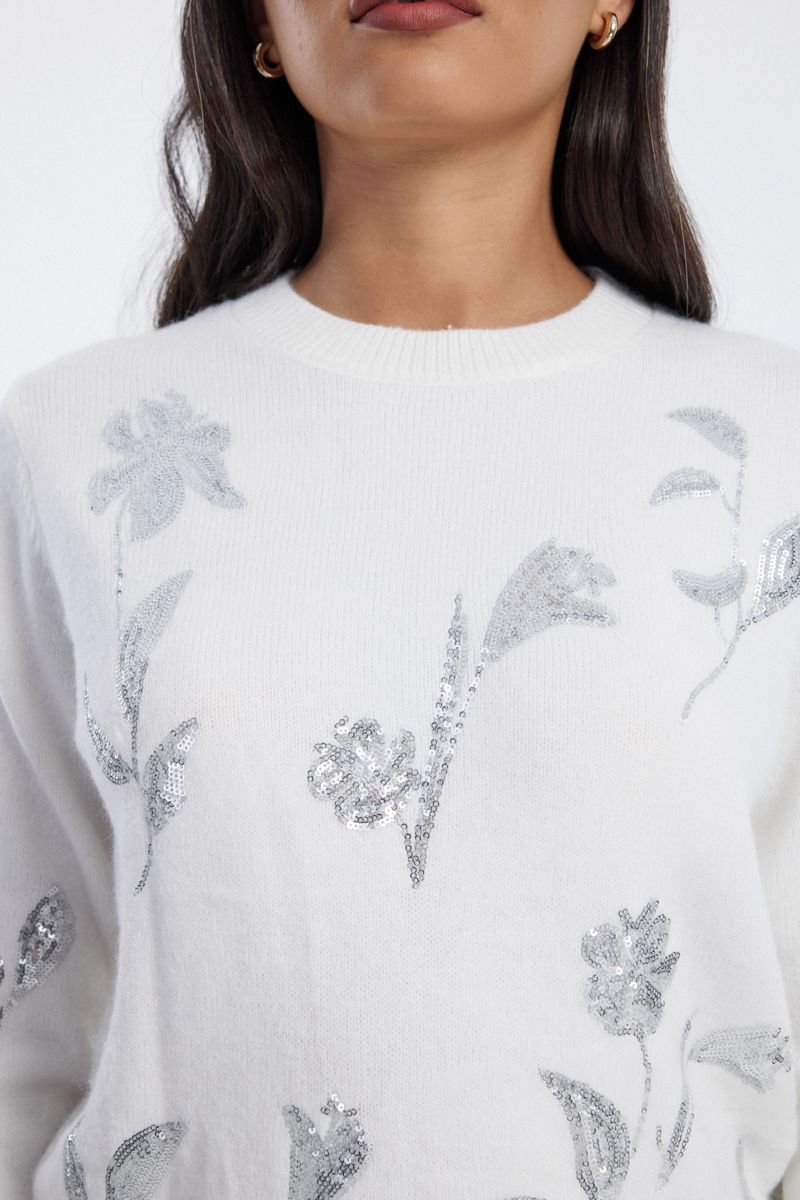 knitted sweater with sequin