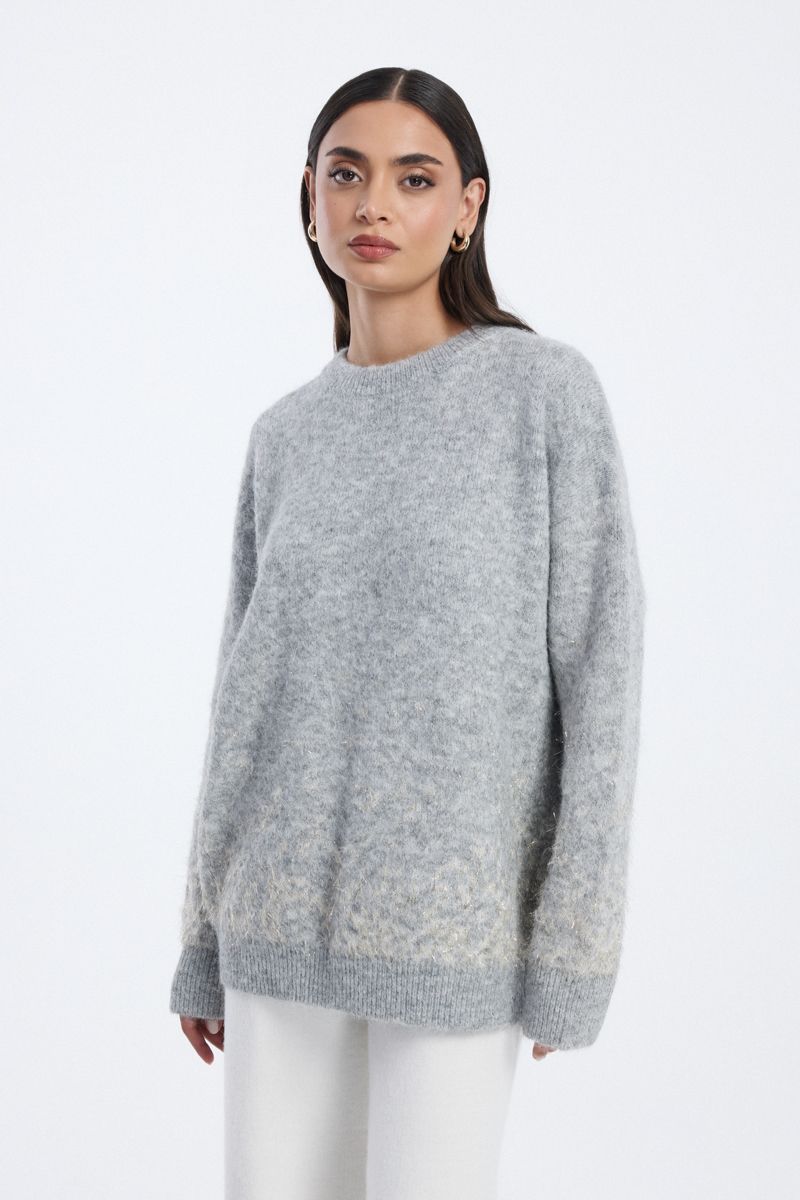 knitted sweater with gradient hem