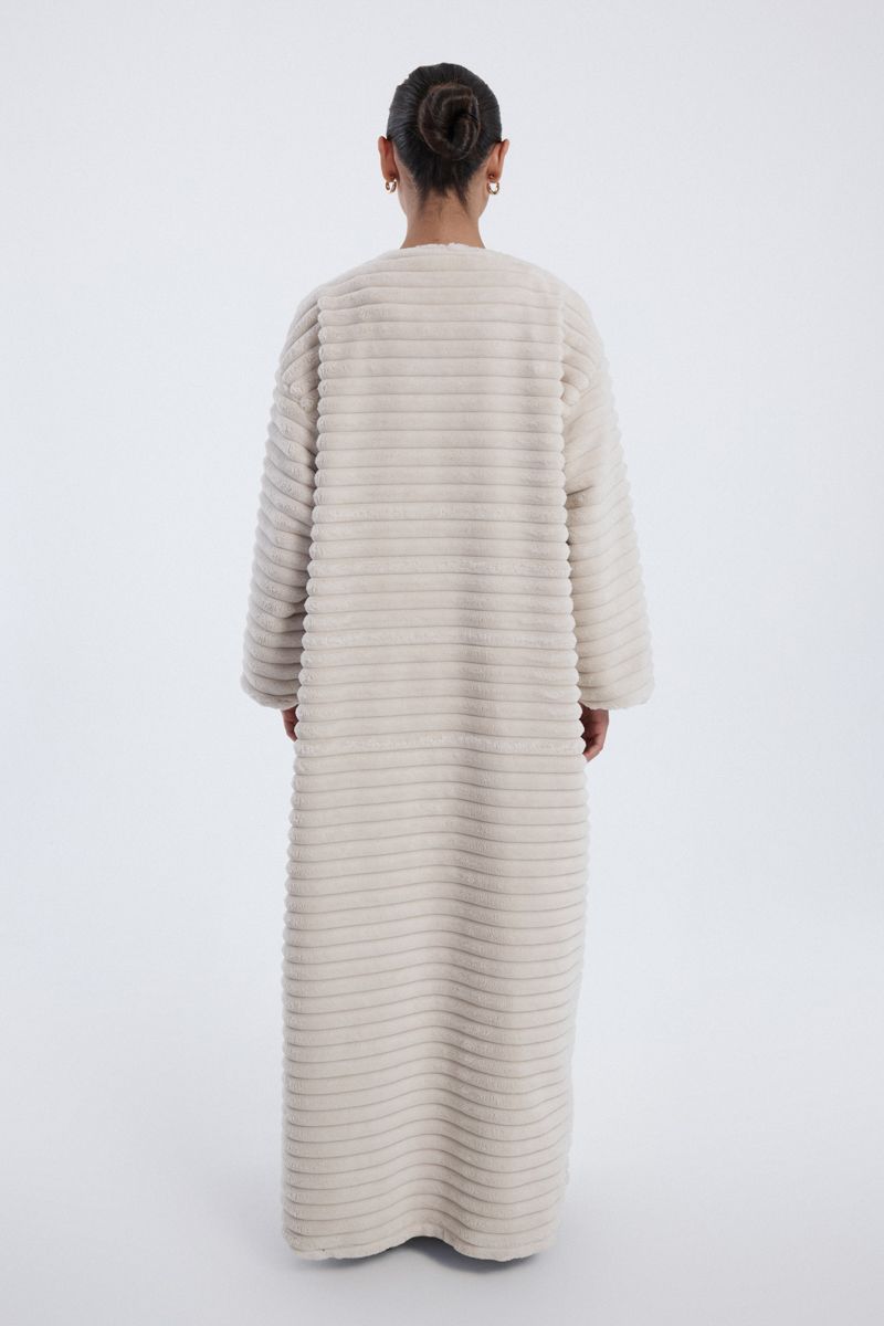 faux fur farwa coat with ribbed texture