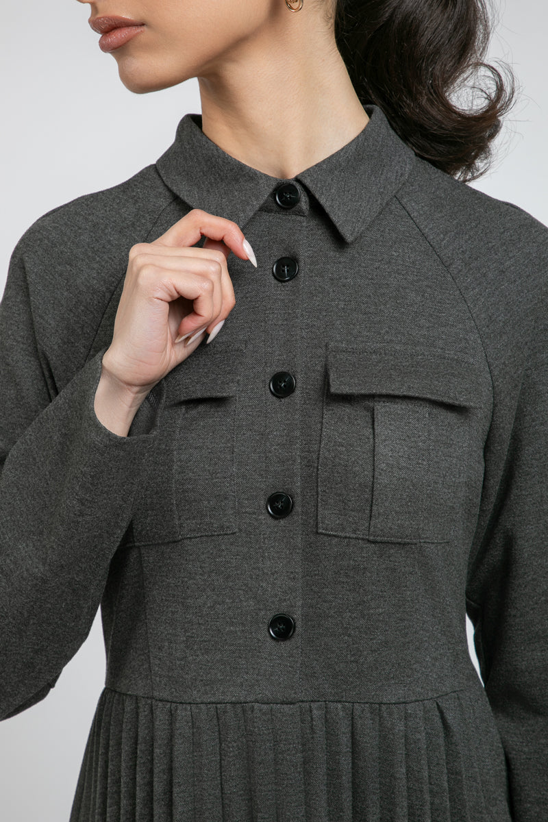 فستان قميص بكسرات وأزرار أمامية