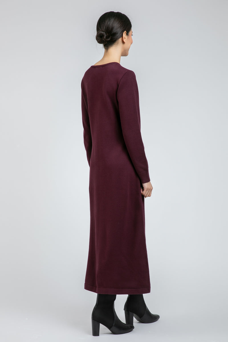 فستان محبوك بتفصيل حلقة جانبية