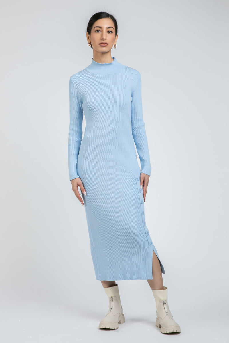 فستان محبوك مضلّع بفتحة جانبية