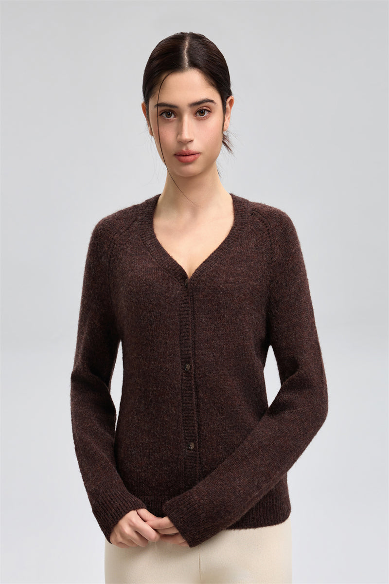 كارديغان محبوك ناعم بأزرار أمامية