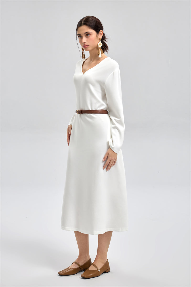 فستان بياقة V وحزام خصر