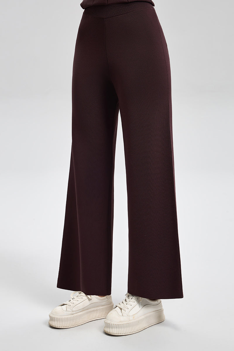 بنطلون محبوك واسع الساق