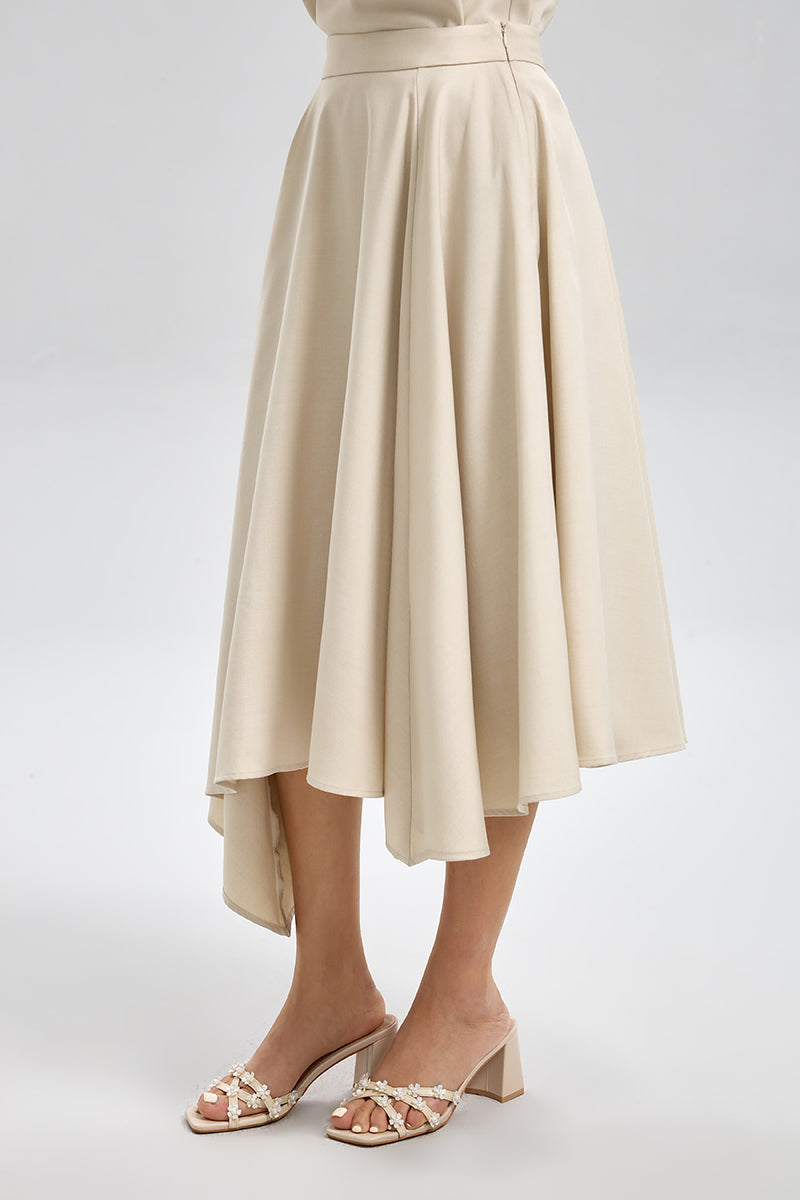 تنورة ميدي بقصّة غير متماثلة