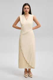 فستان بلا أكمام بتنورة كسرات لف