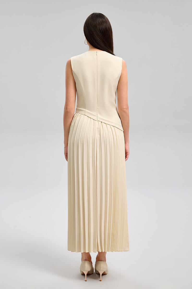 فستان بلا أكمام بتنورة كسرات لف