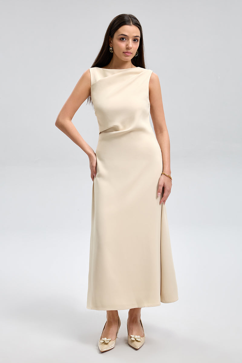 فستان طويل بدون أكمام بتصميم راقٍ