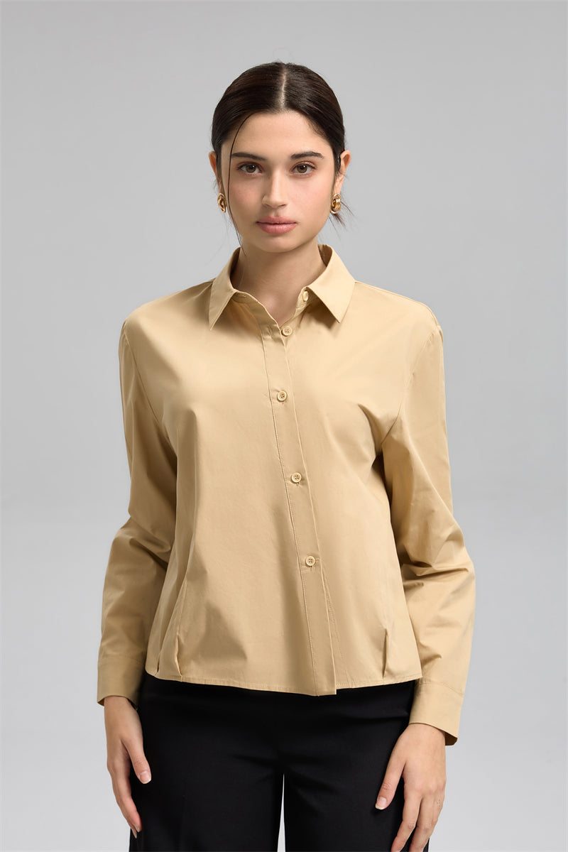 قميص كلاسيكي بأزرار