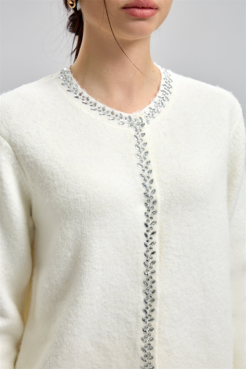 كارديغان محبوك بتفاصيل مُزخرفة