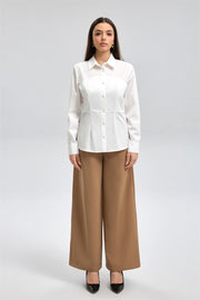 بنطال رسمي واسع بقصّة مستقيمة