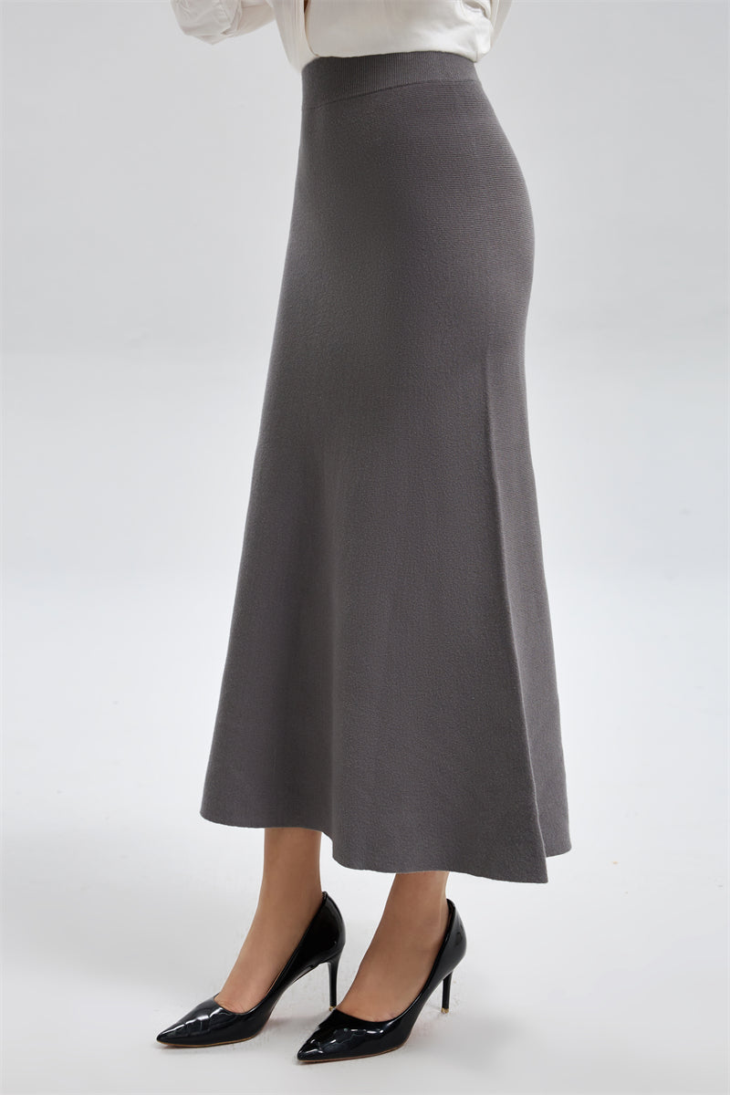 تنّورة ميدي محبوكة بخصر مرتفع