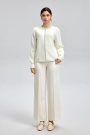 بنطال واسع بقصّة خصرٍ عالٍ