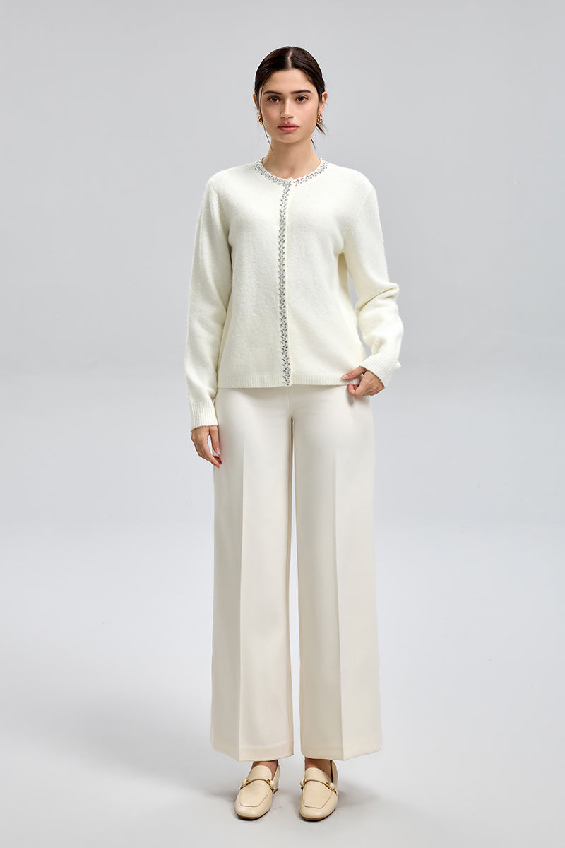 بنطال واسع بقصّة خصرٍ عالٍ