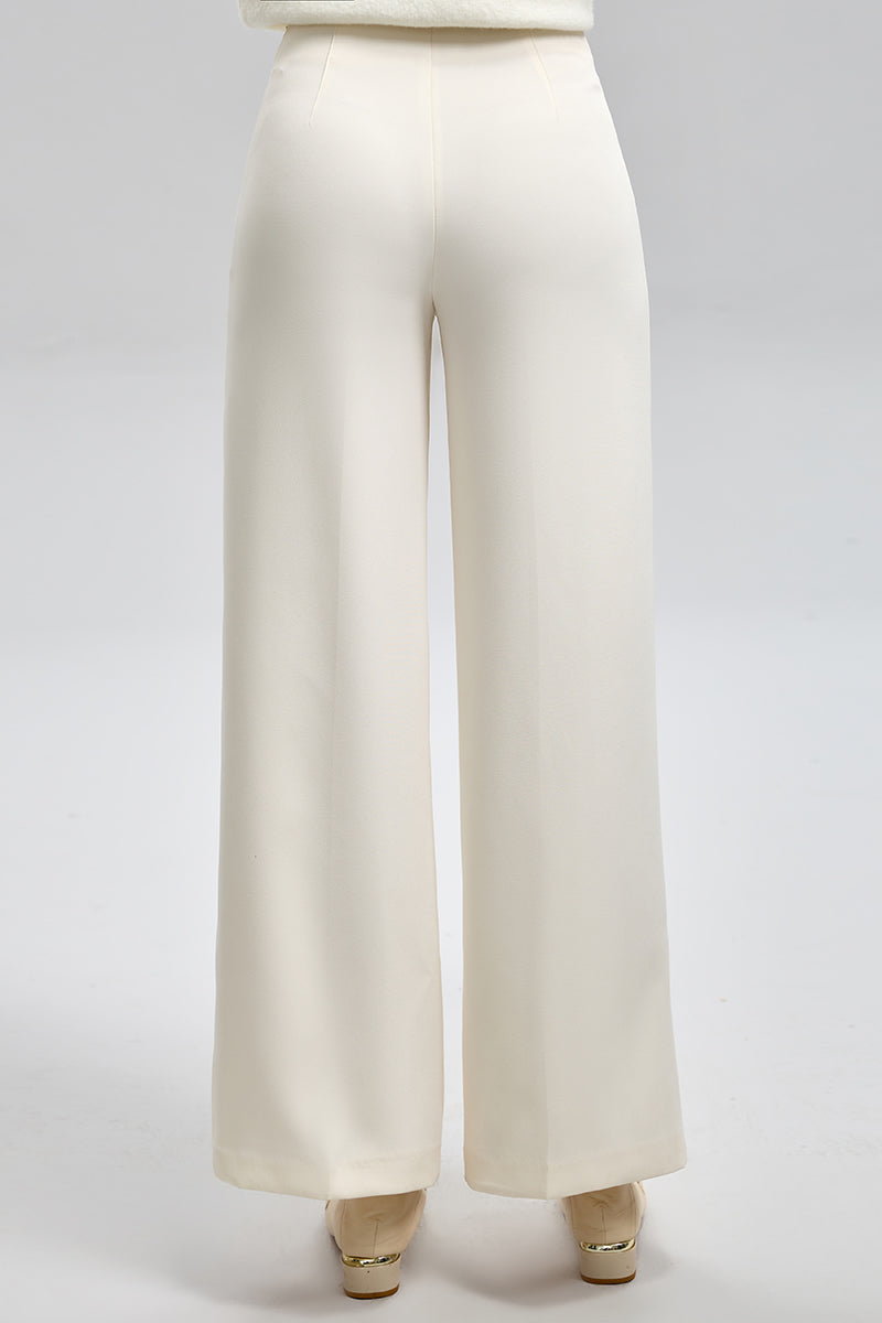 بنطال واسع بقصّة خصرٍ عالٍ