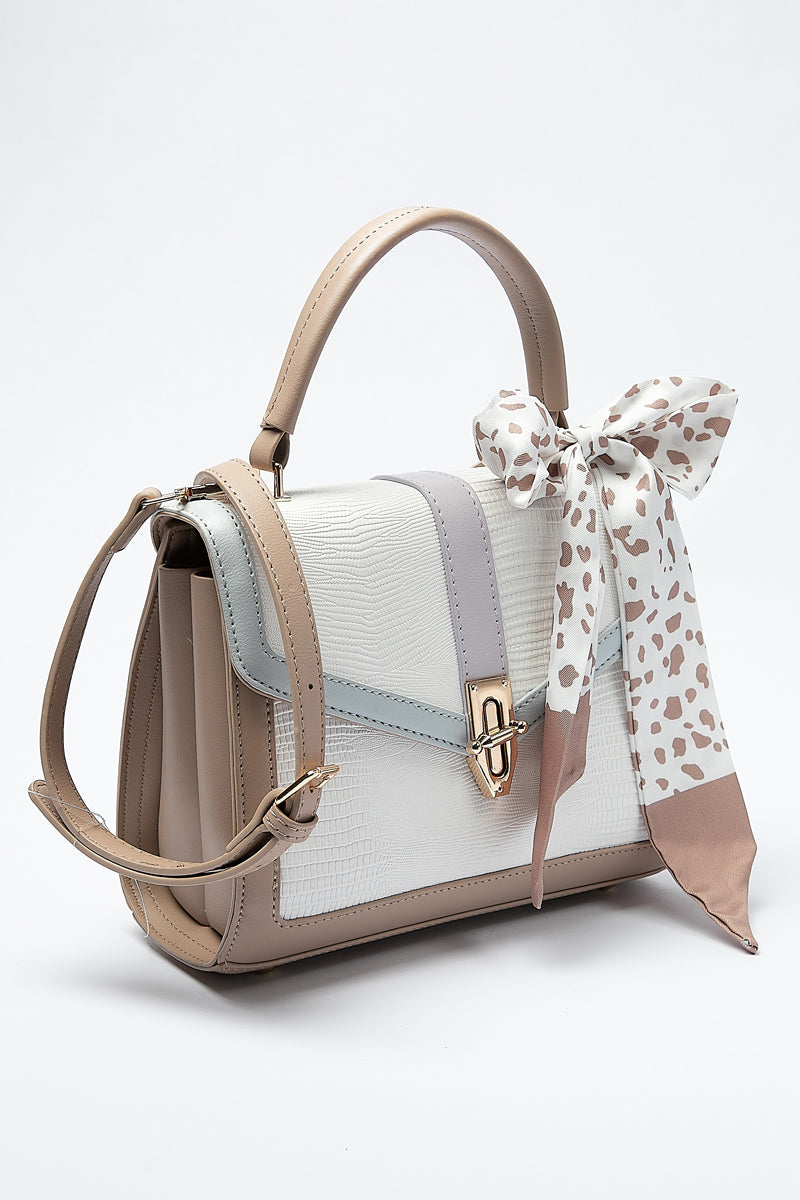 حقيبة يد بهيكل ثابت مع وشاح زخرفي