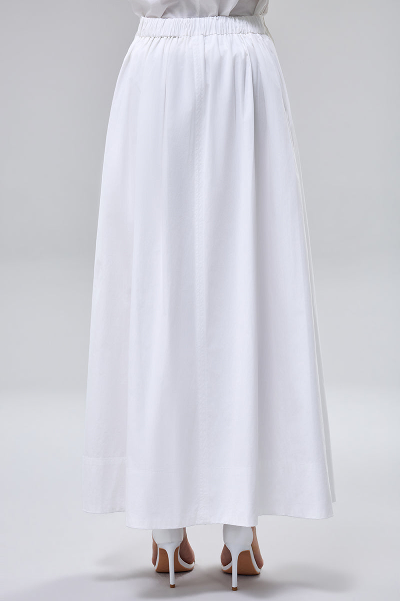 تنورة ماكسي بثنيات عند الخصر