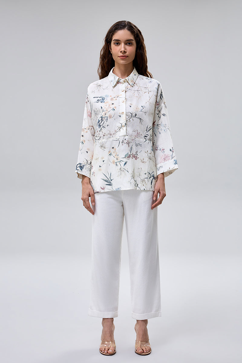 بنطلون بقصة أنيقة مع حزام