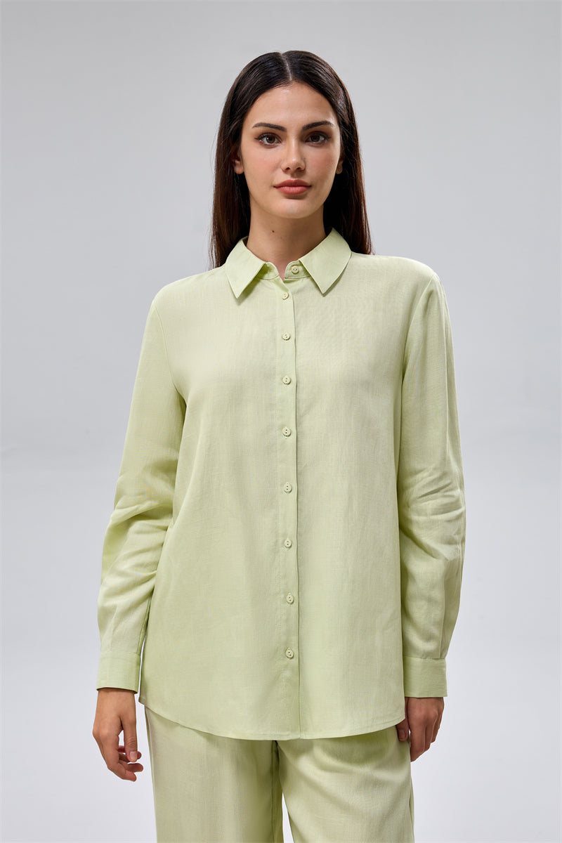 قميص كلاسيك بأزرار أمامية