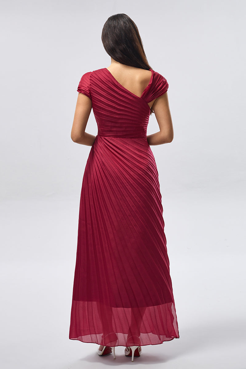 فستان ماكسي بتصميم طيات