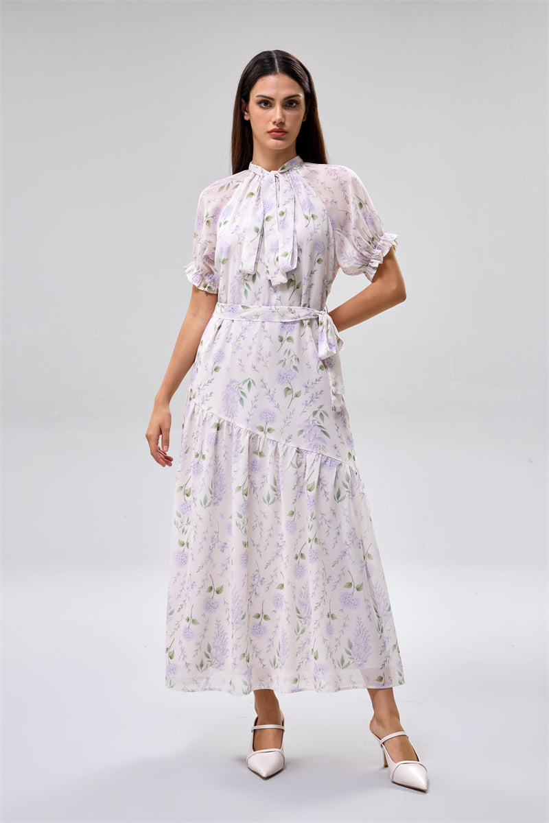 فستان بنقشة زهور مع ربطة عنق