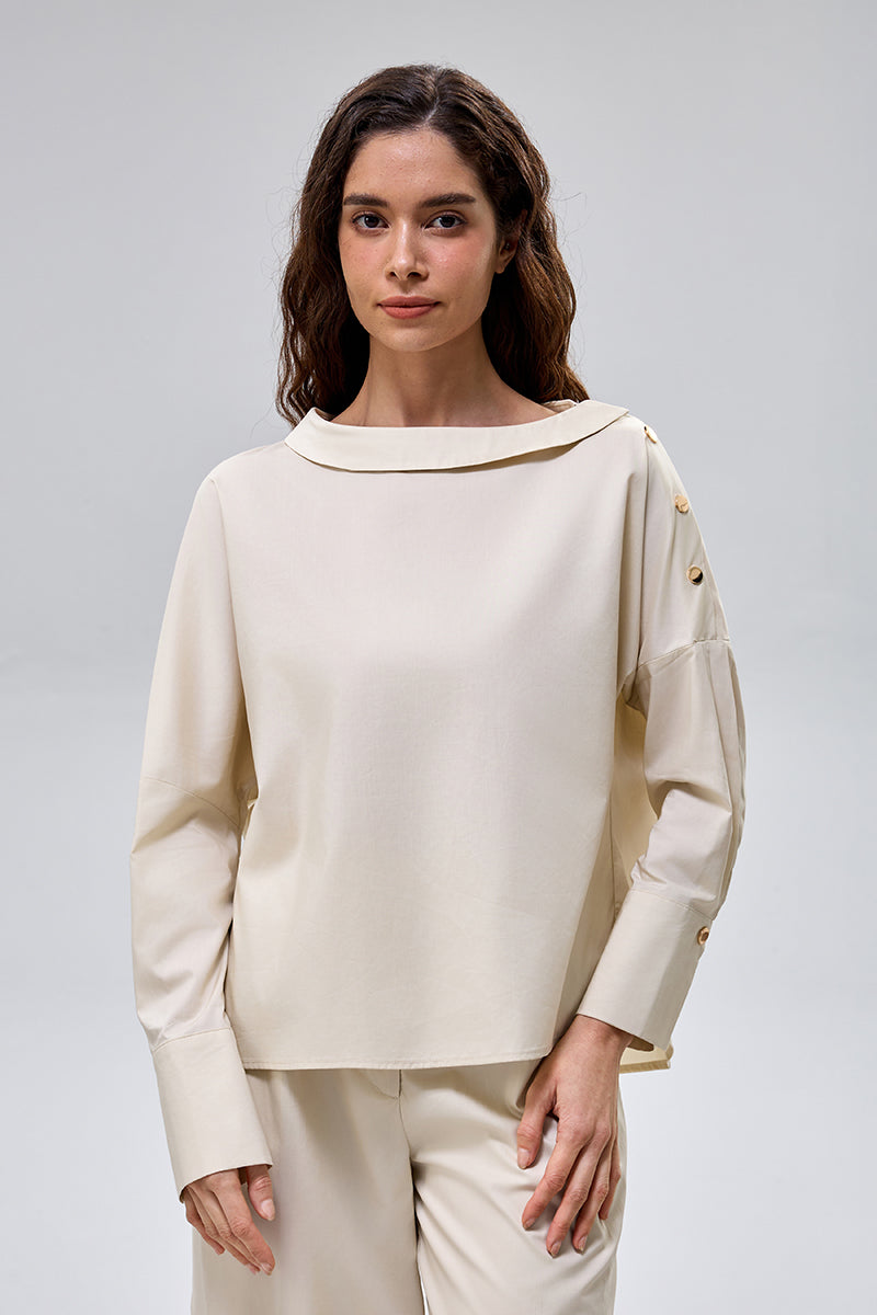 بلوزة باكمام طويلة مع ازرار جانبية