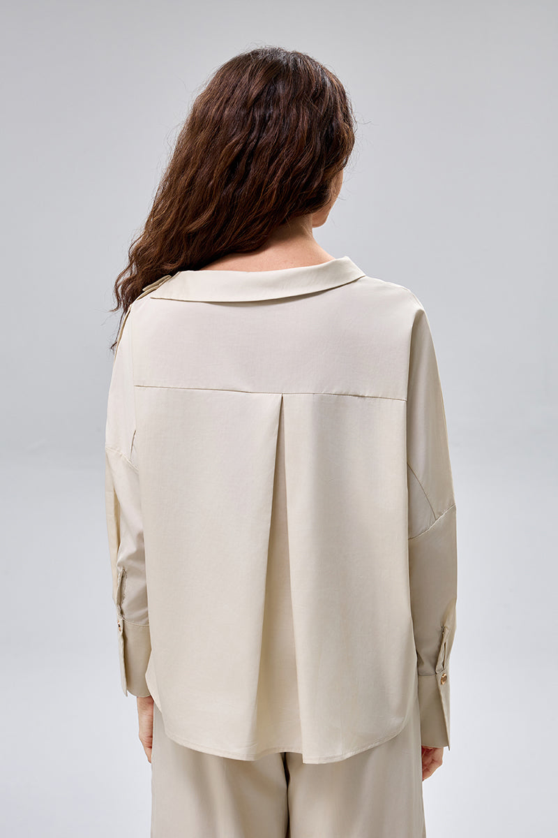 بلوزة باكمام طويلة مع ازرار جانبية