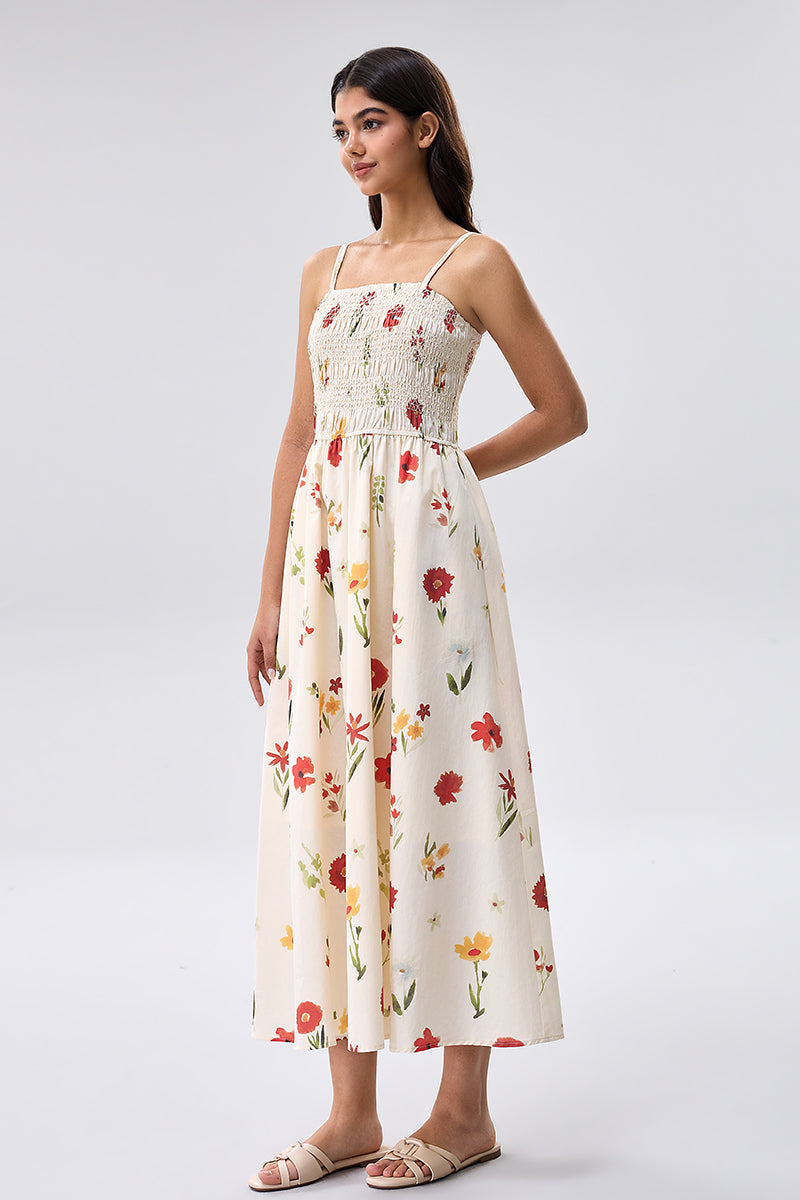 فستان بنقشة زهور وتفاصيل مطاطية