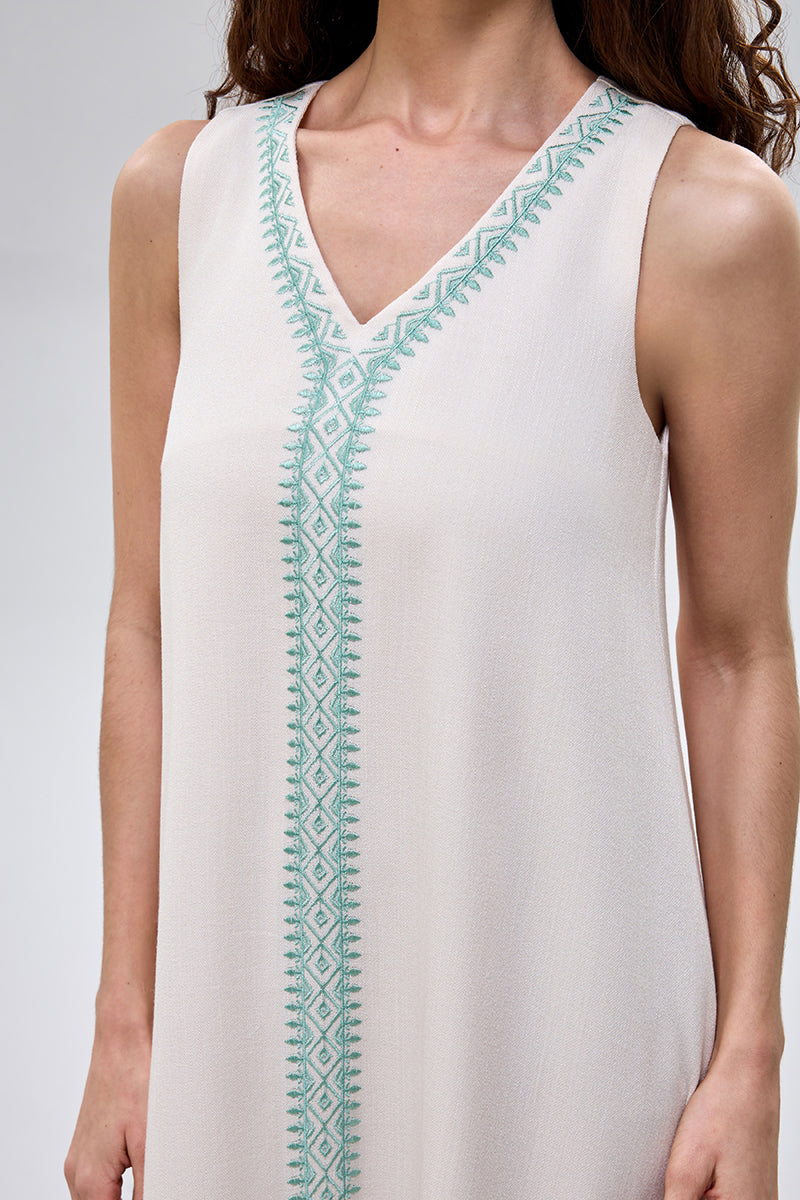 Sleeveless Maxi Dress with Embroiderey