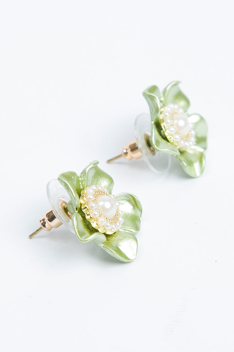 Floral Pearl Stud Earrings