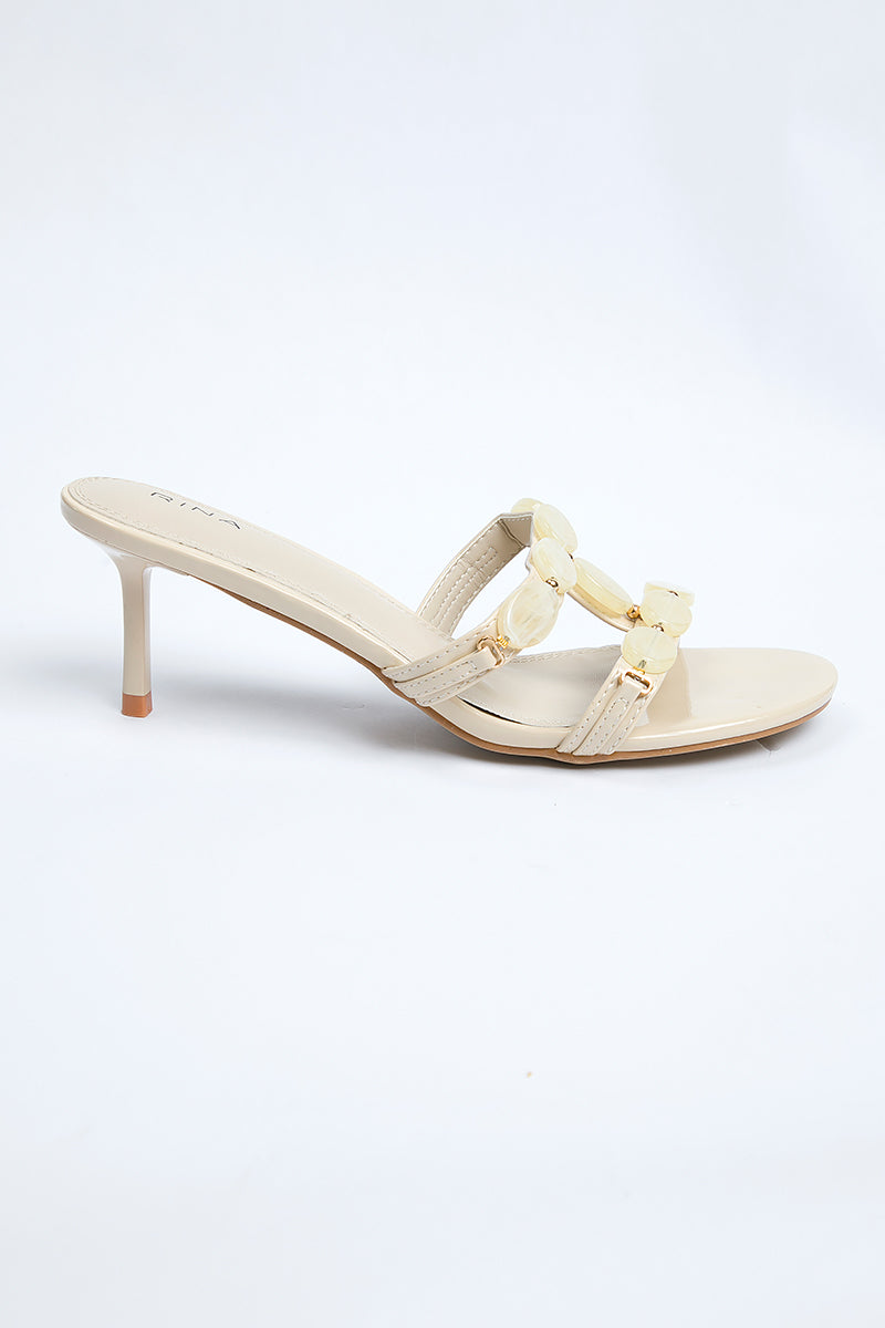 صندل كعب بسيور مزينة