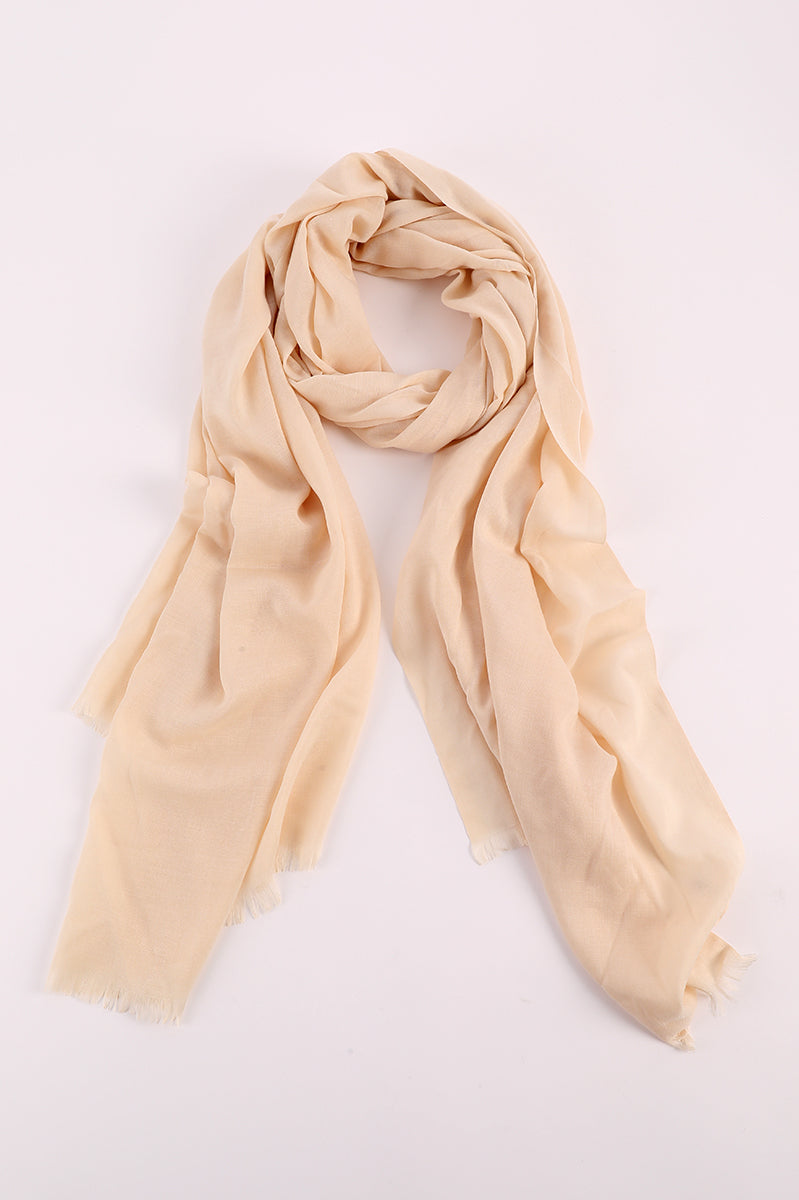 شال ناعم بنسيج خفيف