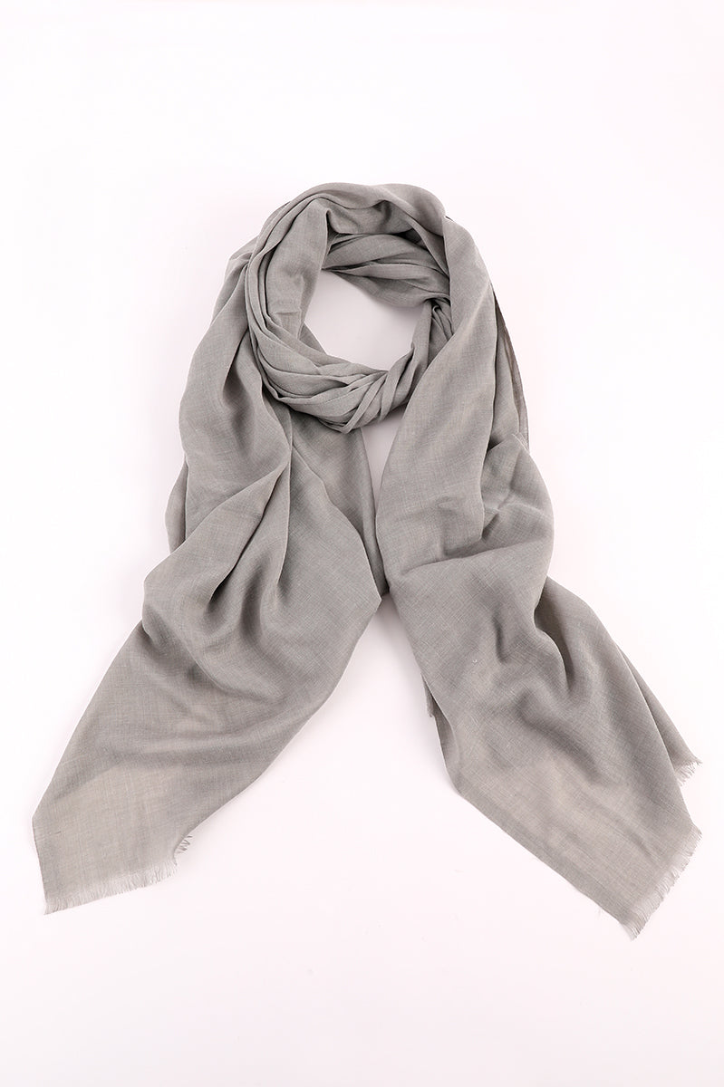 شال ناعم بنسيج خفيف