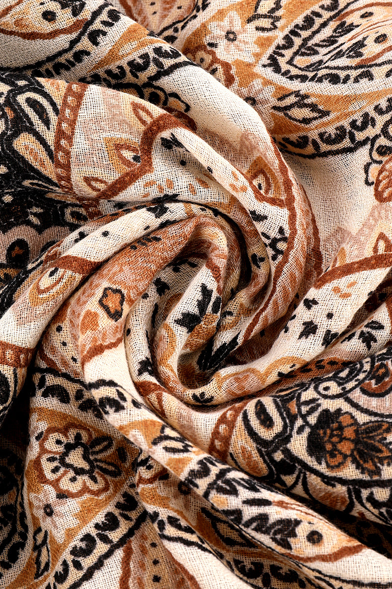 شال بنقشة مزخرفة