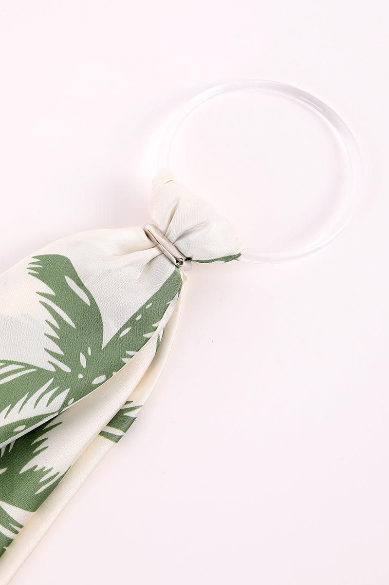 وشاح مربع بنقشة