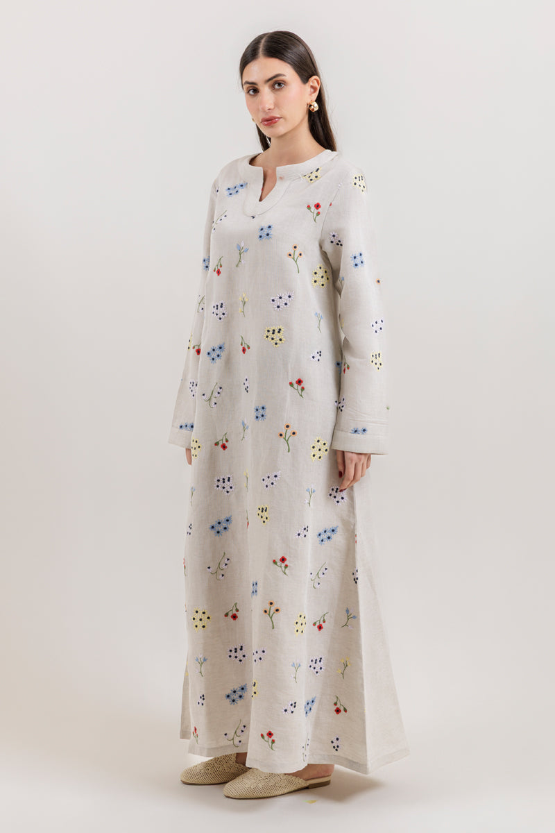 فستان ماكسي بنقشة ناعمة وأكمام طويلة