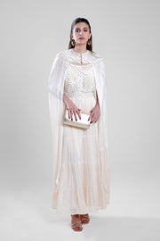 فستان بتطريز وطبقة خارجية شفافة