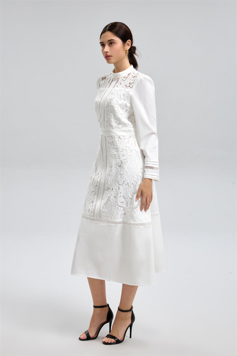 فستان دانتيل متوسط ​​الطول