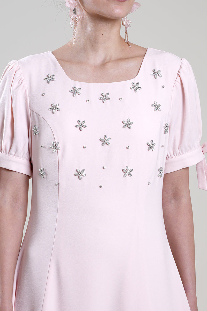 Embellished Puff Sleeve Midi Dress