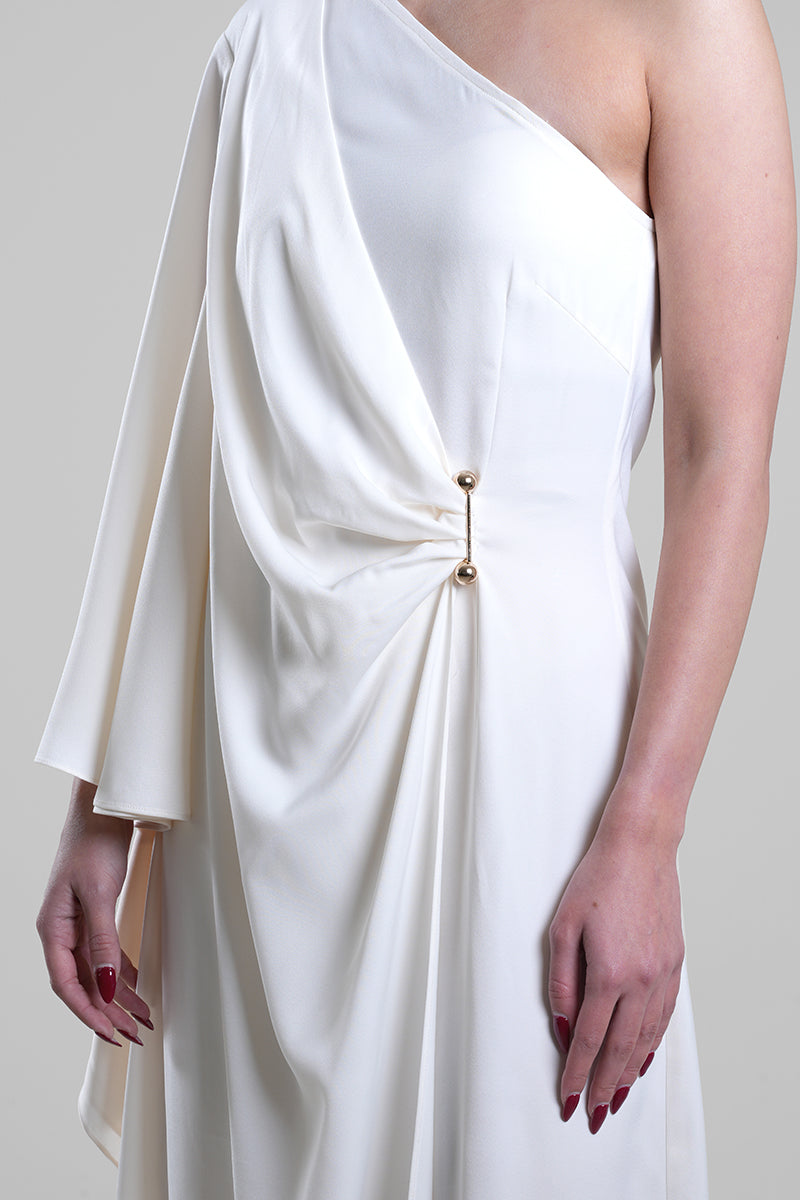 فستان ماكسي بكتف واحد وتفصيل منسدل